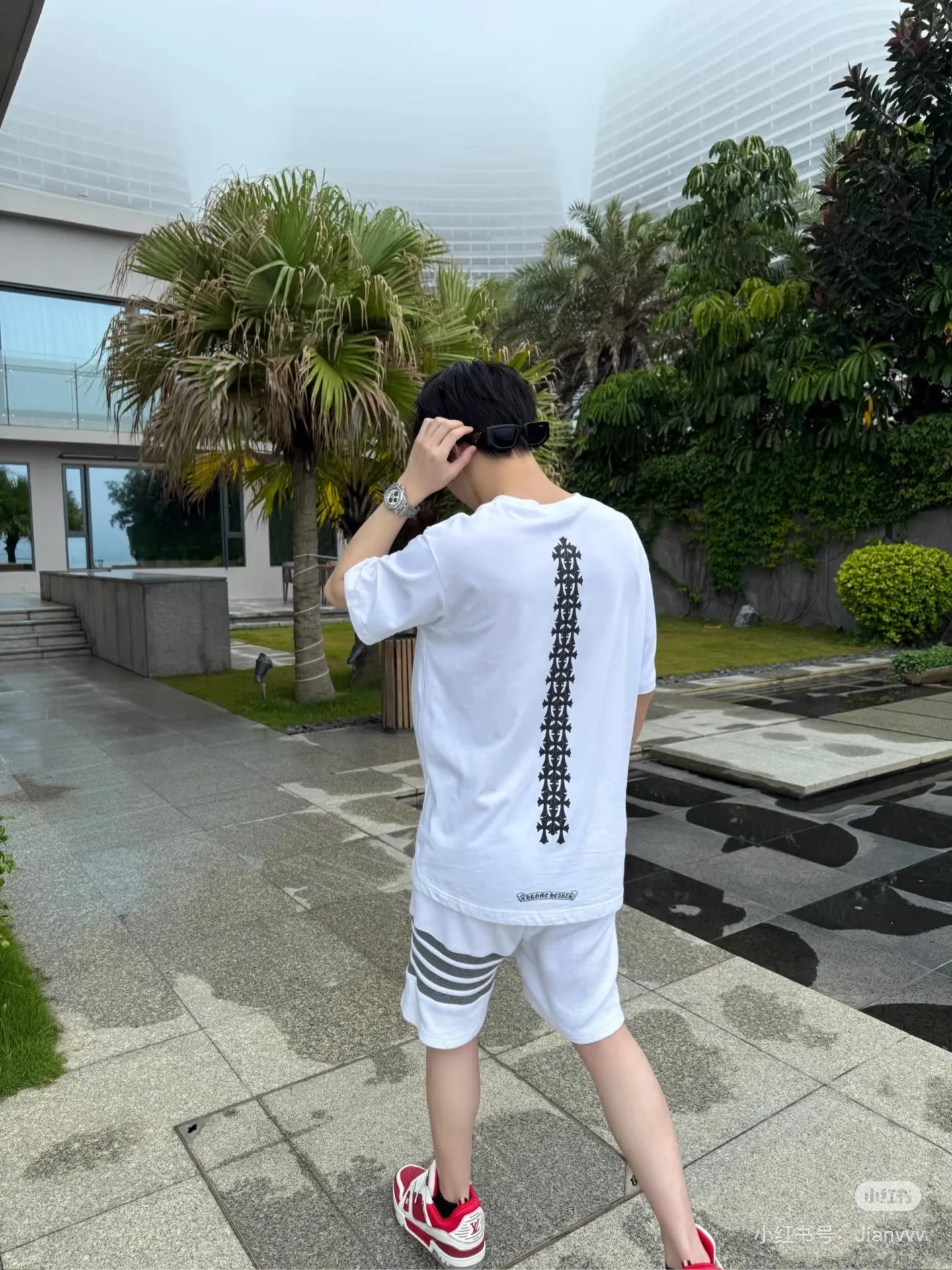 【 】CH （White）